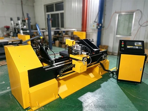 Penghantaran Pelarik Kayu CNC Automatik Ke Itali